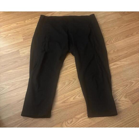 Old Navy Active Capri Leggins Size XXL - Picture 1 of 8